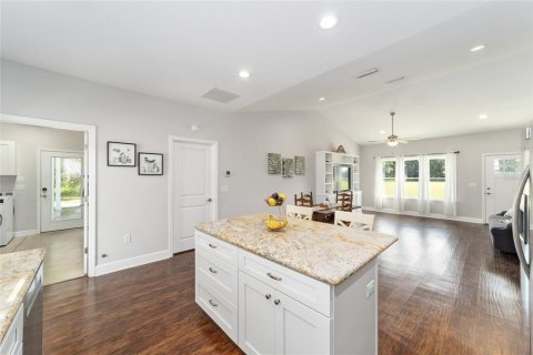 House in Newberry, Florida 3 bedrooms, 129.88 sq.m. № 1650185 - photo 27