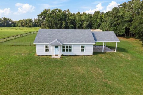 House in Newberry, Florida 3 bedrooms, 129.88 sq.m. № 1650185 - photo 11