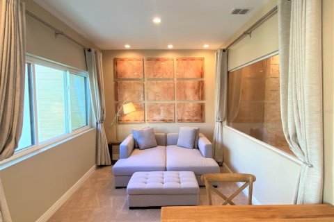Townhouse in Kissimmee, Florida 4 bedrooms, 218.88 sq.m. № 2166673 - photo 28