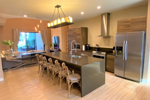 Townhouse in Kissimmee, Florida 4 bedrooms, 218.88 sq.m. № 2166673 - photo 11