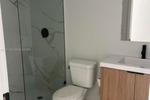 Снять в аренду таунхаус в Хомстед, Флорида 3 спальни, 129.88м2, № 2003888 - фото 4