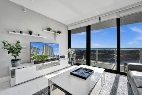 Снять в аренду кондоминиум в Авентура, Флорида 2 спальни, 92.16м2, № 2017772 - фото 7