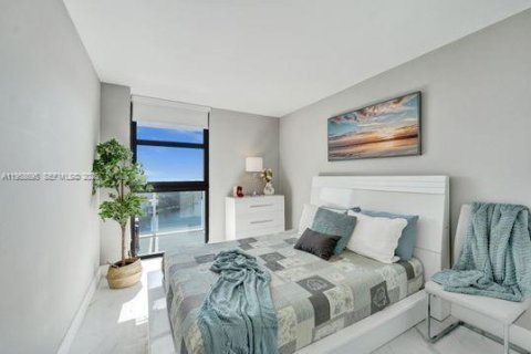 Снять в аренду кондоминиум в Авентура, Флорида 2 спальни, 92.16м2, № 2017772 - фото 26