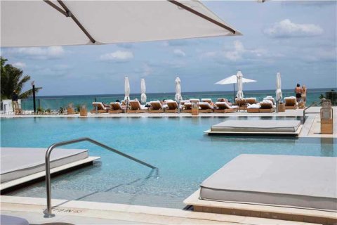 Condominio en alquiler en Miami Beach, Florida, 55.74 m2 № 1714897 - foto 29