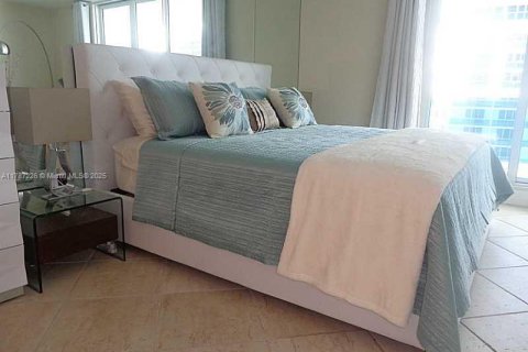Condominio en alquiler en Miami Beach, Florida, 55.74 m2 № 1714897 - foto 24