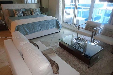 Condominio en alquiler en Miami Beach, Florida, 55.74 m2 № 1714897 - foto 14