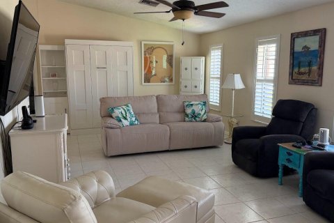 Villa ou maison à vendre à Port St. Lucie, Floride: 3 chambres, 169.83 m2 № 2259723 - photo 7