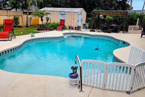 Villa ou maison à vendre à Port St. Lucie, Floride: 3 chambres, 169.83 m2 № 2259723 - photo 18