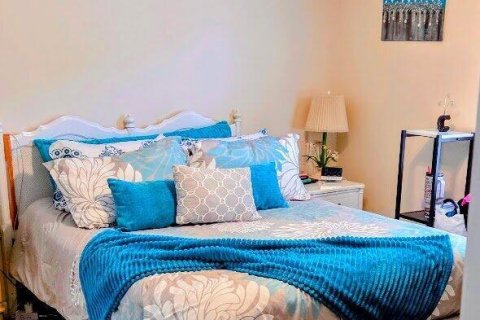 Villa ou maison à vendre à Port St. Lucie, Floride: 3 chambres, 169.83 m2 № 2259723 - photo 12