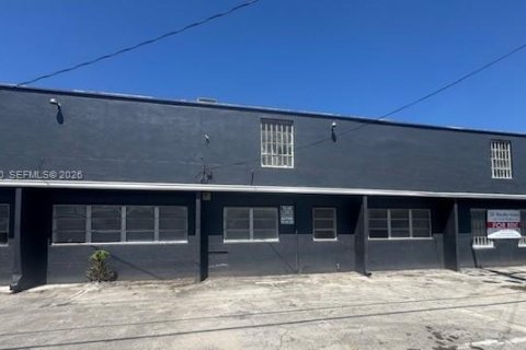 Propiedad comercial en Miami, Florida № 2158289