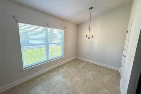 Villa ou maison à louer à Winter Haven, Floride: 4 chambres, 171.5 m2 № 2384240 - photo 7