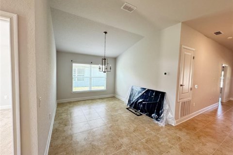 Villa ou maison à louer à Winter Haven, Floride: 4 chambres, 171.5 m2 № 2384240 - photo 3