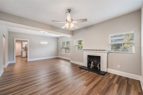 Casa en venta en Lakeland, Florida, 3 dormitorios, 128.39 m2 № 2118704 - foto 8