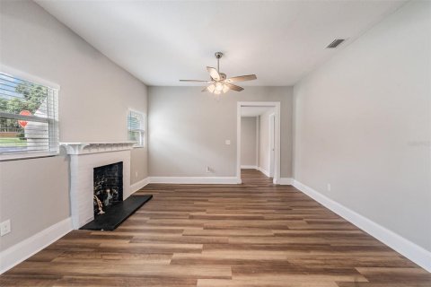 Casa en venta en Lakeland, Florida, 3 dormitorios, 128.39 m2 № 2118704 - foto 7