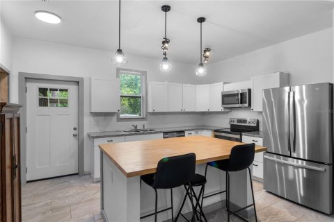 Casa en venta en Lakeland, Florida, 2 dormitorios, 91.79 m2 № 1722379 - foto 10