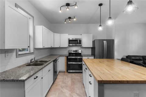 Casa en venta en Lakeland, Florida, 2 dormitorios, 91.79 m2 № 1722379 - foto 11