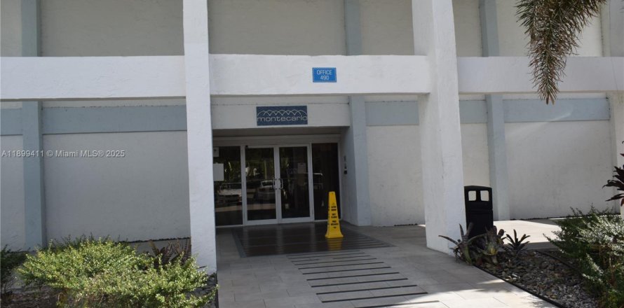 Condo à Miami, Floride, 2 chambres  № 2038125