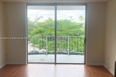 Copropriété à louer à Miami, Floride: 2 chambres, 109.16 m2 № 2038125 - photo 10