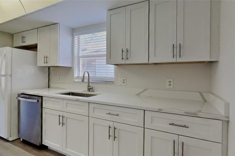 Casa en venta en Spring Hill, Florida, 2 dormitorios, 136.94 m2 № 1253503 - foto 7