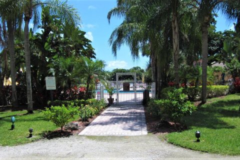 Condo in Delray Beach, Florida, 2 bedrooms № 2245749 - photo 30
