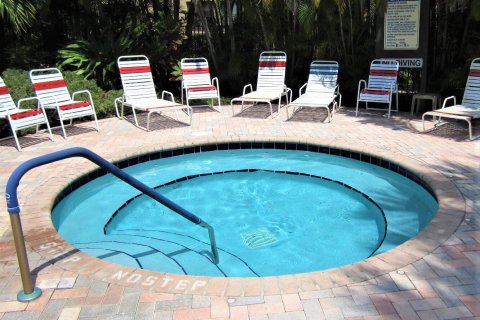 Condo in Delray Beach, Florida, 2 bedrooms № 2245749 - photo 28