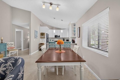 Condo in Palm Beach Gardens, Florida, 3 bedrooms  № 2392628 - photo 10