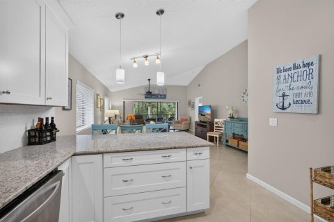 Condo in Palm Beach Gardens, Florida, 3 bedrooms  № 2392628 - photo 18