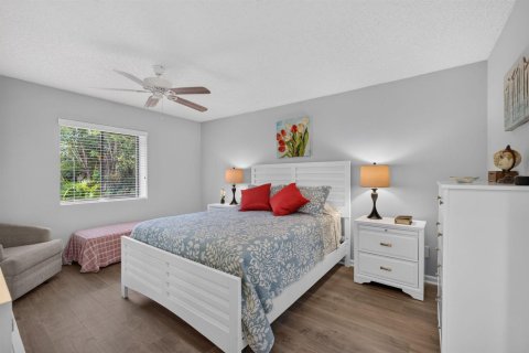 Condo in Palm Beach Gardens, Florida, 3 bedrooms  № 2392628 - photo 26