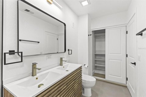 Casa en venta en Tampa, Florida, 4 dormitorios, 165.64 m2 № 2386693 - foto 22