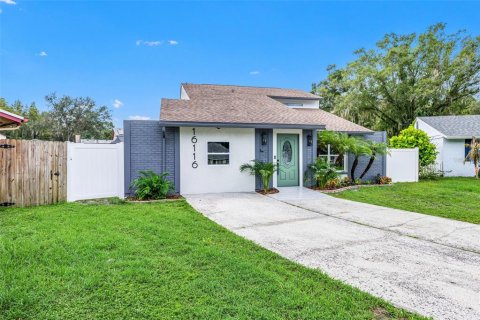 Casa en venta en Tampa, Florida, 4 dormitorios, 165.64 m2 № 2386693 - foto 3