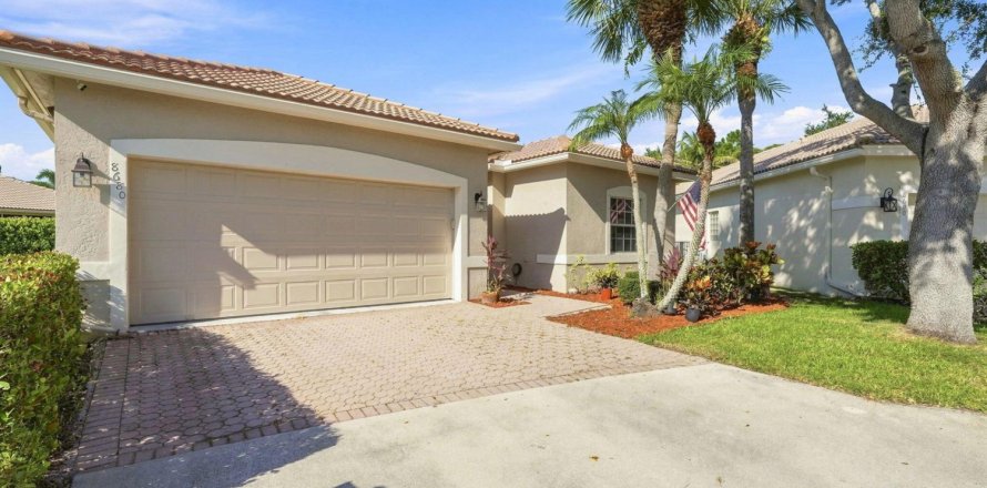 Villa ou maison à West Palm Beach, Floride 4 chambres, 196.21 m2 № 2311241