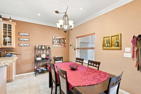 Villa ou maison à vendre à West Palm Beach, Floride: 4 chambres, 196.21 m2 № 2311241 - photo 15