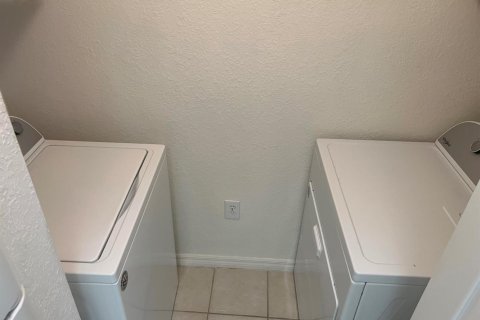 Copropriété à louer à Palm Beach Gardens, Floride: 2 chambres, 90.86 m2 № 2246368 - photo 10