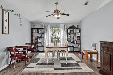 Villa ou maison à vendre à Palm Coast, Floride: 4 chambres, 194.72 m2 № 2284318 - photo 3