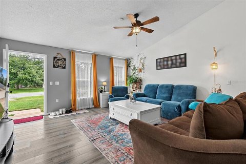 Villa ou maison à vendre à Palm Coast, Floride: 4 chambres, 194.72 m2 № 2284318 - photo 10