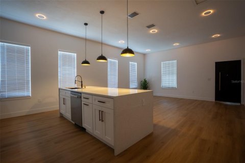 Villa ou maison à vendre à Tampa, Floride: 3 chambres, 124.49 m2 № 2429031 - photo 12