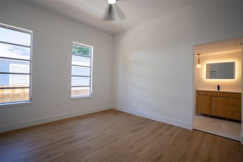 Villa ou maison à vendre à Tampa, Floride: 3 chambres, 124.49 m2 № 2429031 - photo 27