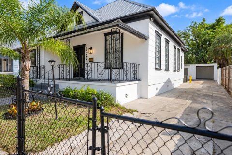 Villa ou maison à vendre à Tampa, Floride: 3 chambres, 124.49 m2 № 2429031 - photo 2