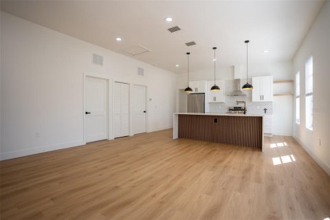 Villa ou maison à vendre à Tampa, Floride: 3 chambres, 124.49 m2 № 2429031 - photo 10