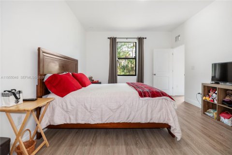 Villa ou maison à vendre à LaBelle, Floride: 3 chambres № 2010944 - photo 8