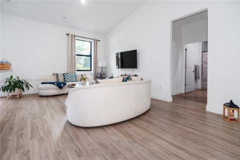 Villa ou maison à vendre à LaBelle, Floride: 3 chambres № 2010944 - photo 22