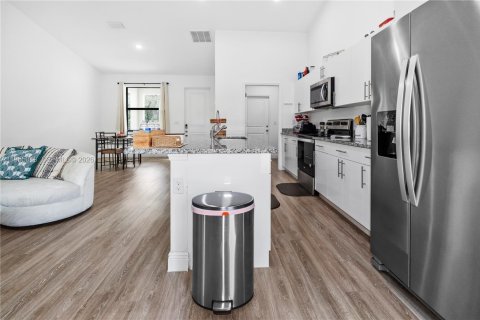 Villa ou maison à vendre à LaBelle, Floride: 3 chambres № 2010944 - photo 30