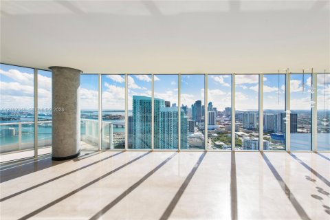 Copropriété à louer à Miami, Floride: 4 chambres, 376.72 m2 № 2407414 - photo 9