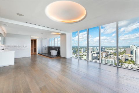 Copropriété à louer à Miami, Floride: 4 chambres, 376.72 m2 № 2407414 - photo 17