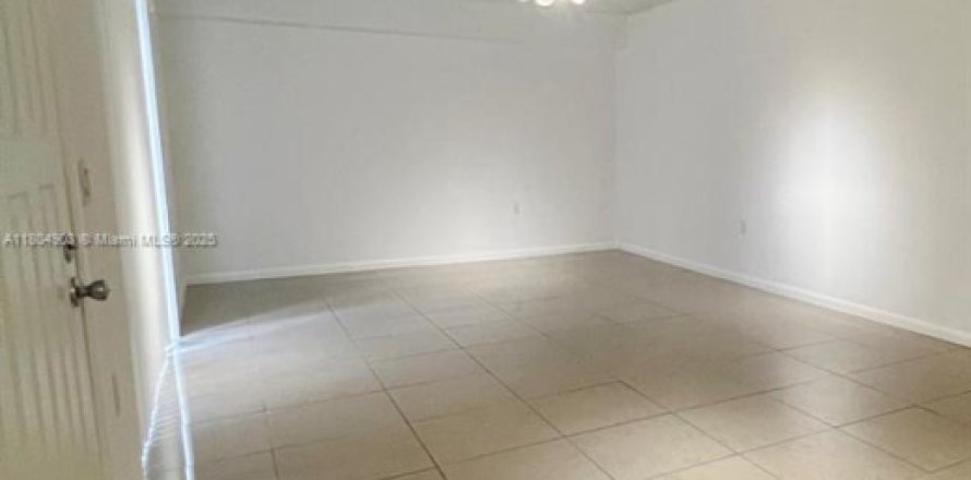 Condo à West Palm Beach, Floride, 2 chambres № 1745996