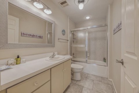 Снять в аренду кондоминиум в Лонгбоут-Ки, Флорида 1 комната, 138.61м2, № 2222047 - фото 19
