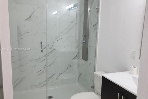 Touwnhouse à vendre à Homestead, Floride: 4 chambres, 133.22 m2 № 2152604 - photo 14