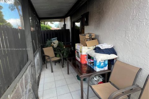 Copropriété à vendre à Miami, Floride: 3 chambres, 144.93 m2 № 1974370 - photo 11