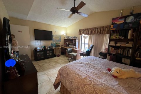 Copropriété à vendre à Miami, Floride: 3 chambres, 144.93 m2 № 1974370 - photo 13