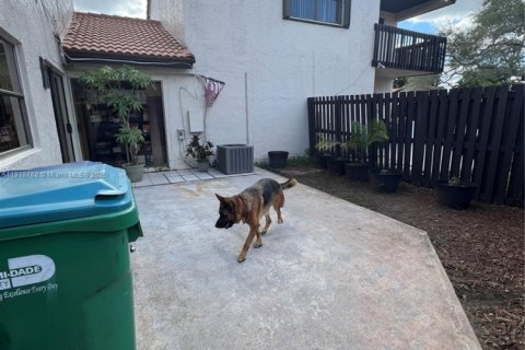 Copropriété à vendre à Miami, Floride: 3 chambres, 144.93 m2 № 1974370 - photo 10